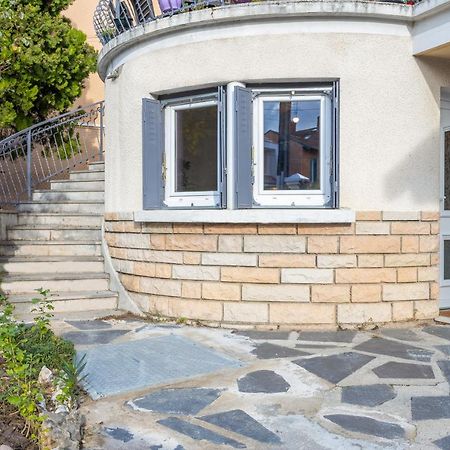 Le Grand Parilly Apartment Bron Exterior foto