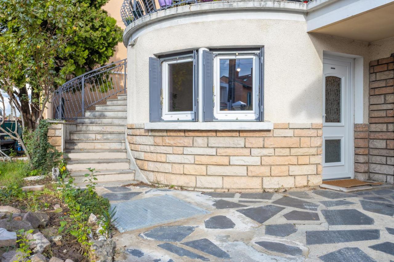 Le Grand Parilly Apartment Bron Exterior foto